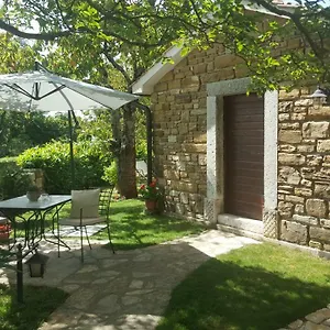 Apartman Cami - With A Soul, Gracisce